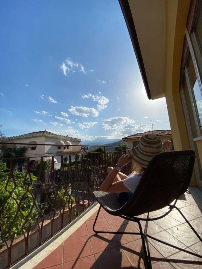 Appartamento Villa Circe Таормина Экстерьер фото